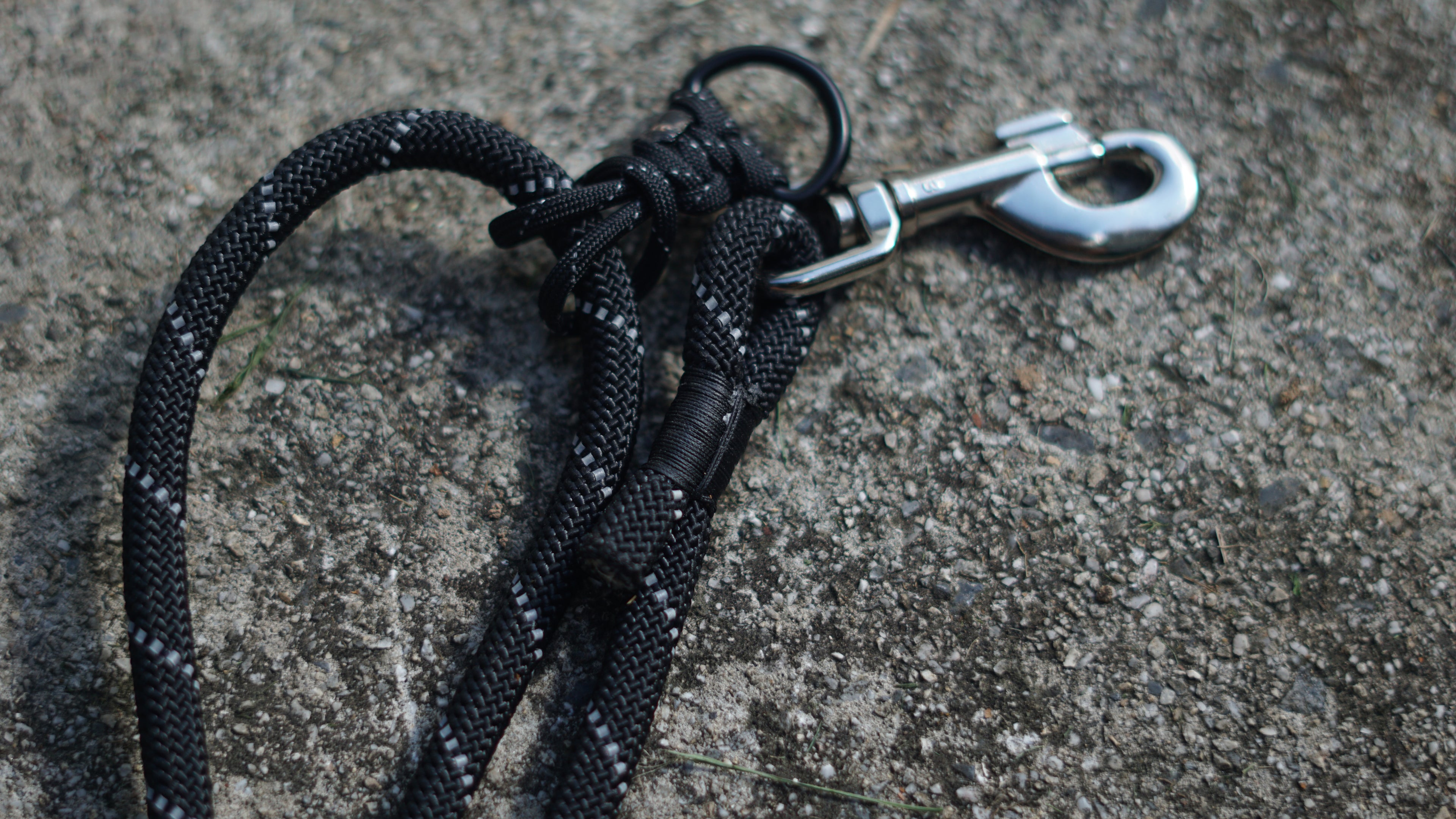 Close up of seizing method